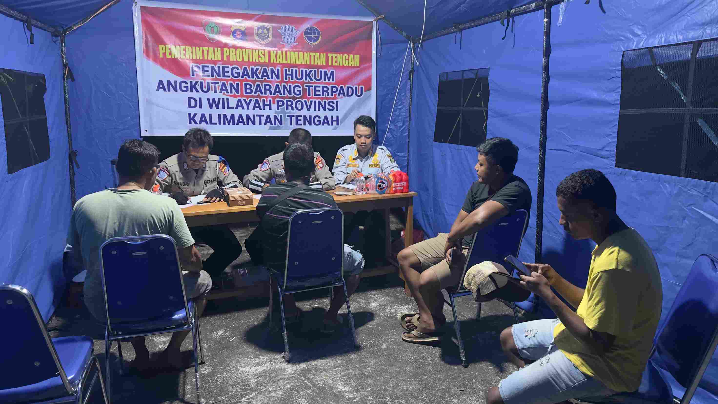 Dinas Perhubungan Prov. Kalteng Laksanakan Penegakkan Hukum dan Inspeksi Angkutan Barang Secara Terpadu