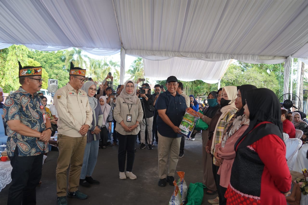 Memeriahkan Hari Jadi ke-68 Provinsi Kalteng, Pemprov Kalteng Gelar Pasar Murah
