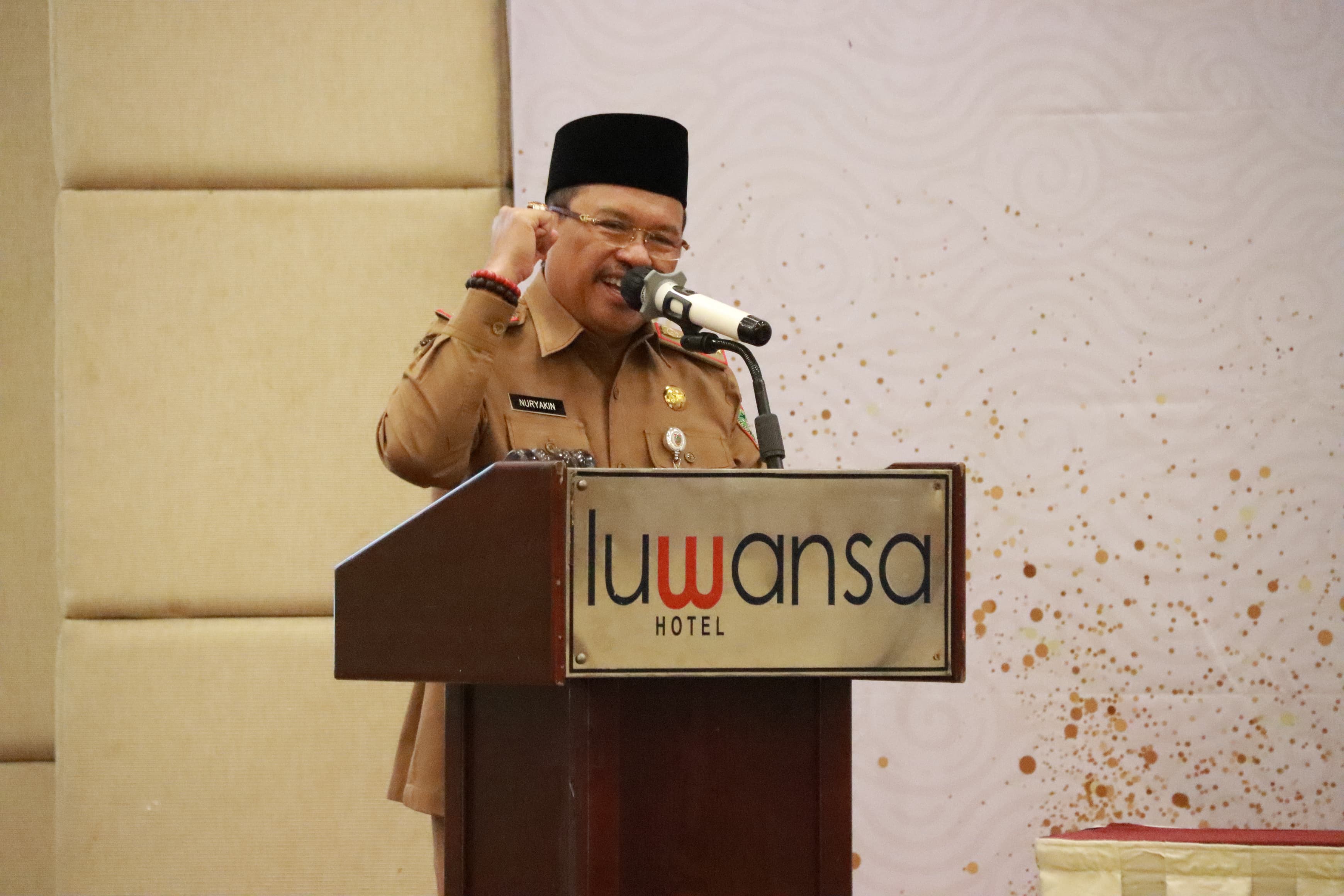 Sekda Nuryakin Buka Bimbingan Teknis Badan Layanan Umum Daerah Puskesmas Se- Prov. Kalteng