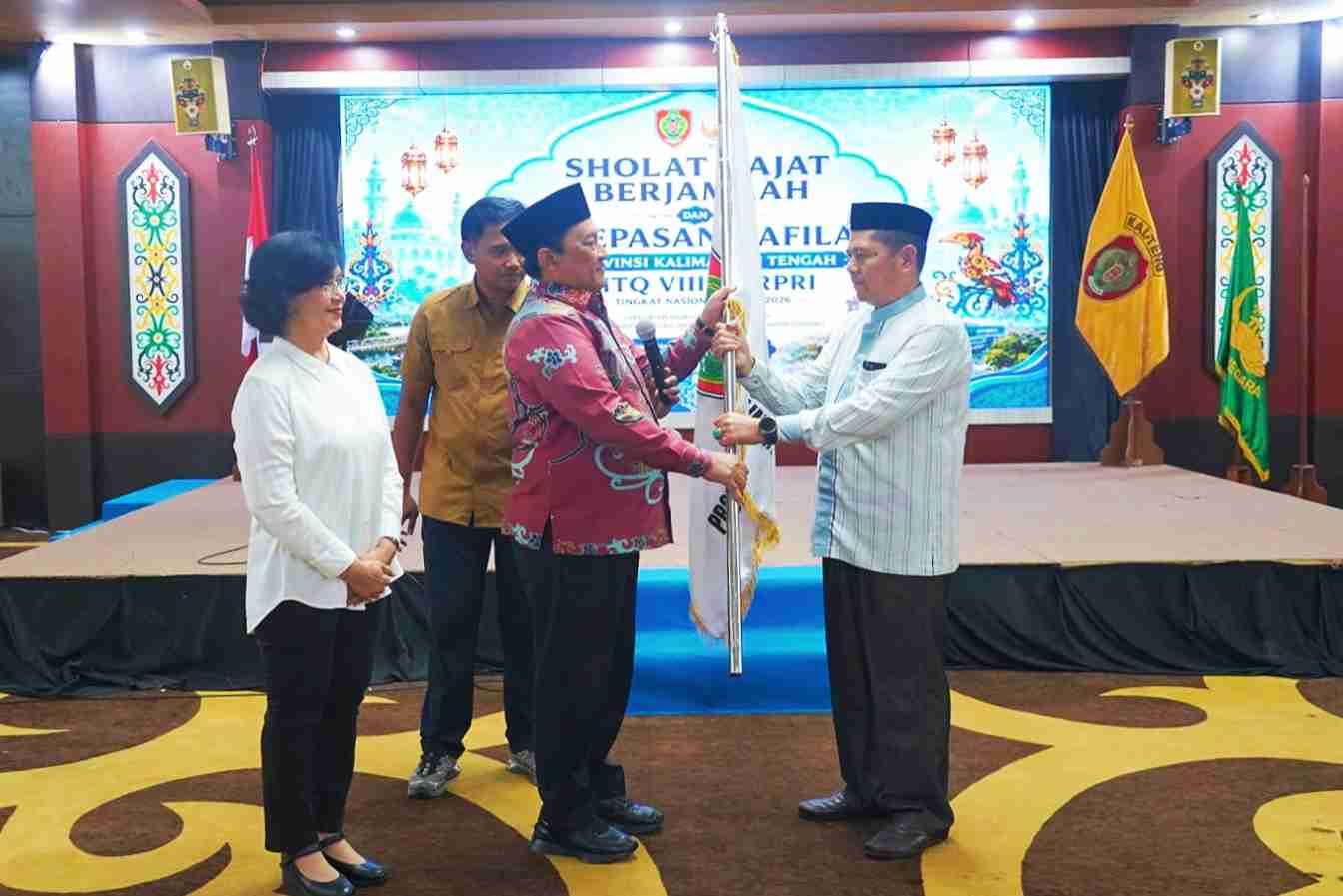 Wagub Kalteng Edy Pratowo Lepas Kafilah Kalteng Menuju MTQ VIII KORPRI Tingkat Nasional 2026