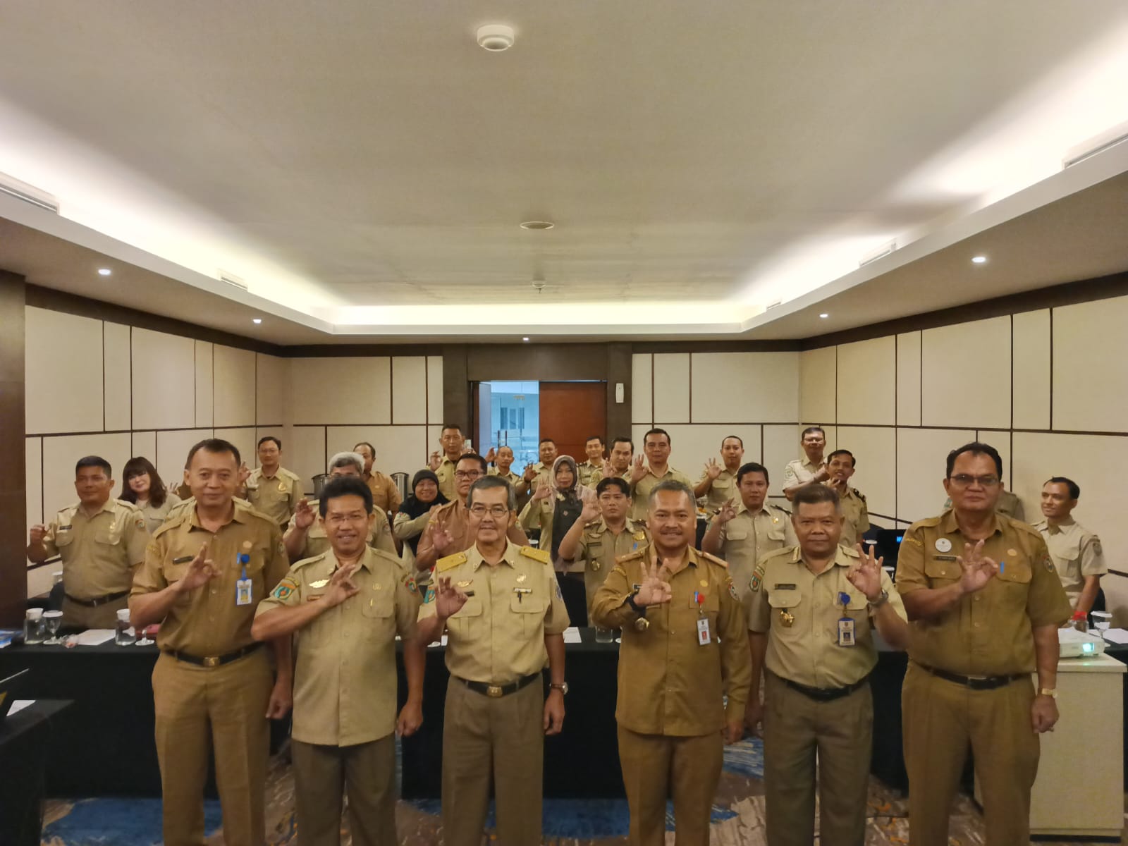 Kepala Disnakertrans Farid Wajdi Buka FGD Peningkatan Pengawasan Ketenagakerjaan dalam Penerapan SMK3 di Perusahaan