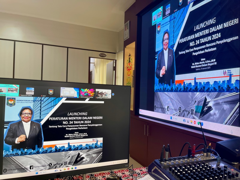 Kepala Bapperida Prov. Kalteng Leonard S. Ampung Sampaikan Bahwa Pihaknya Akan Segera Lakukan Langkah Strategis untuk Mengintegrasikan RP2P ke Dalam RPJMD