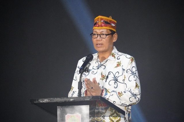 Sahli Yuas Elko Buka Gelar Seni Budaya Kalteng Tahun 2025