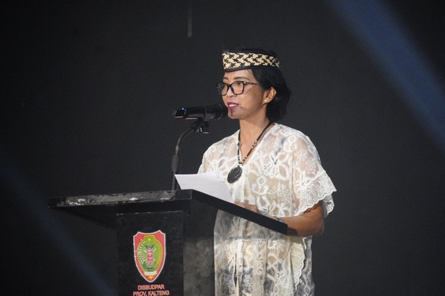 Sahli Yuas Elko Buka Gelar Seni Budaya Kalteng Tahun 2025