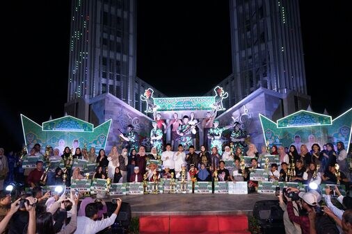 Kadisbudpar Adiah Chandra Sari Hadir Pada Penutupan Kalteng Ramadan Festival dalam Rangka National Halal Fair Kalteng