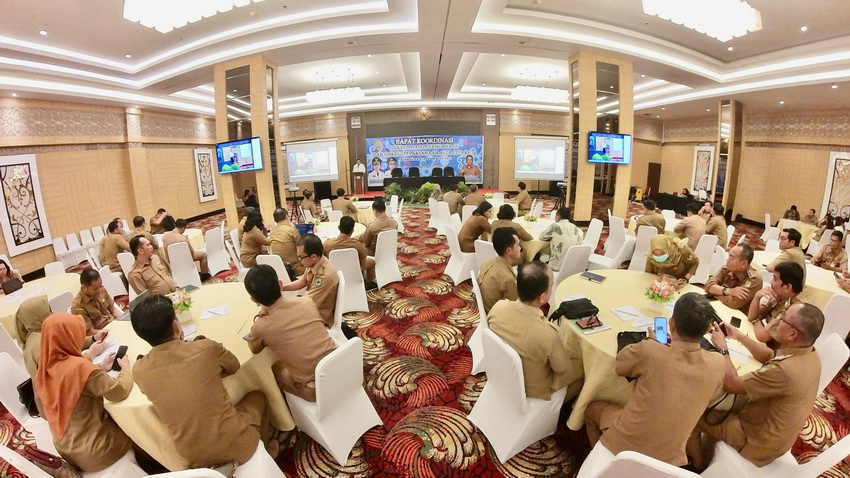Kepala Bapperida Prov. Kalteng Leonard S. Ampung Buka Rakor Sinkronisasi Perencanaan dan Sinergi Pelaksanaan Asta Cita ke-6