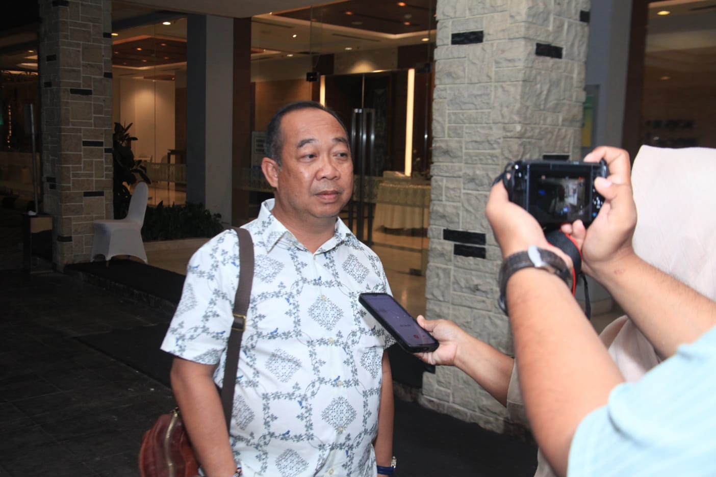 Kepala DLH Prov. Kalteng Joni Harta Hadiri Rapat Bersama Komisi XII DPR RI