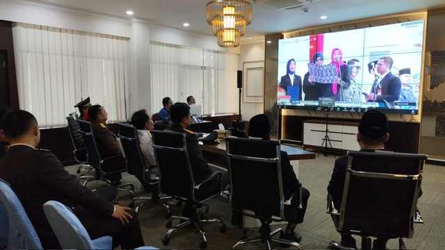Gubernur Kalteng Agustiar Sabran Ikuti Upacara Peringatan Hari Otonomi Daerah Ke XXIX Tahun 2025