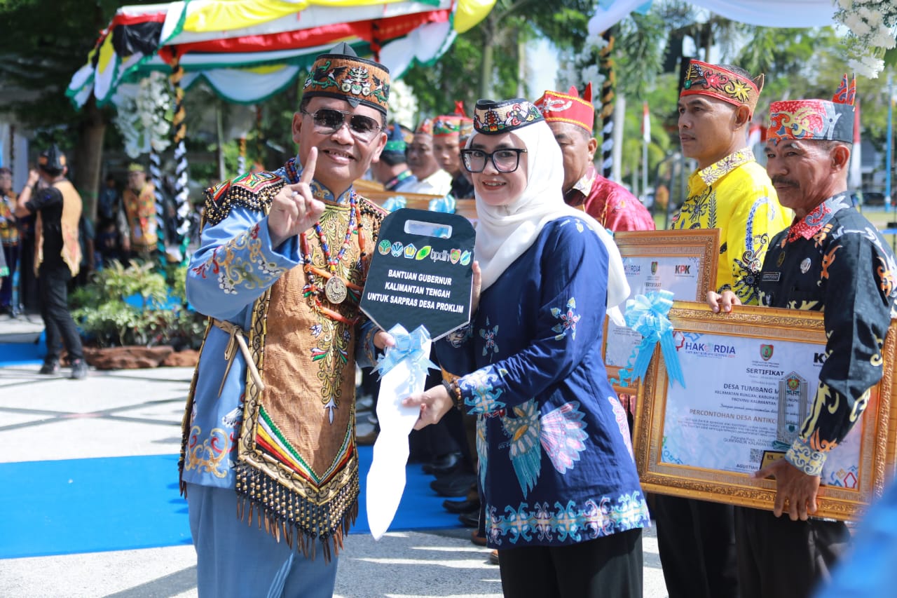 Gubernur Kalteng Agustiar Sabran, Pimpin Upacara Hari Jadi ke-69 Provinsi Kalteng