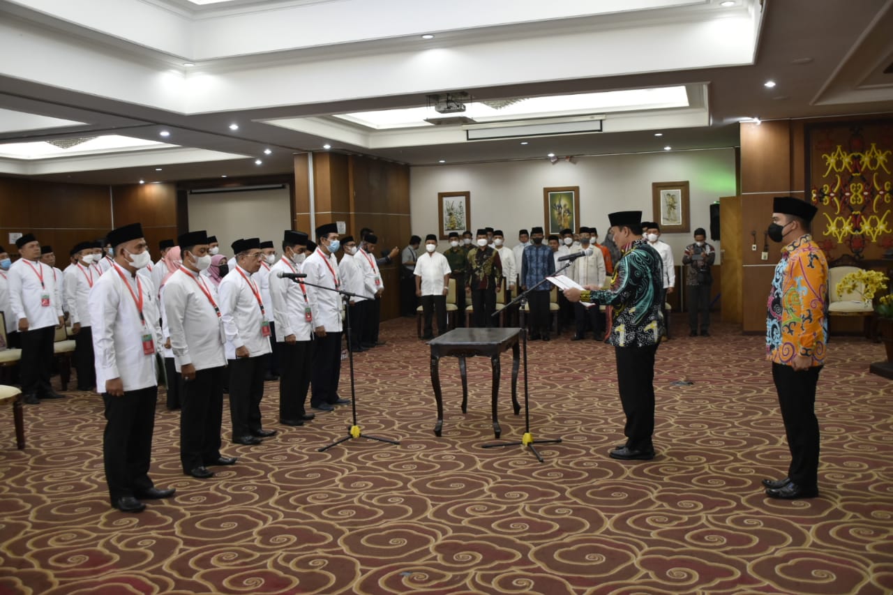 Wagub Kalteng Lantik Dewan Pertimbangan, Dewan Pengawas, Dewan Hakim dan Panitera MTQH