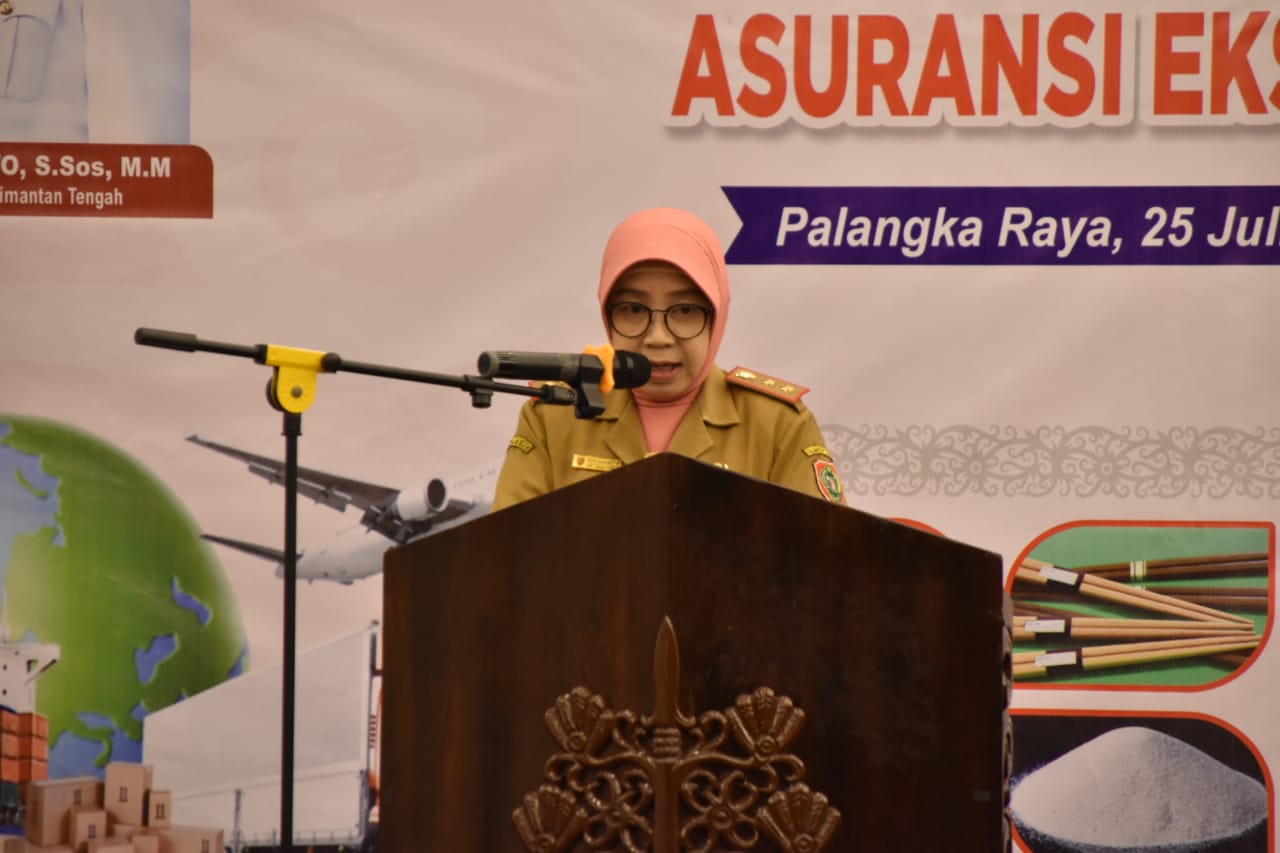 Asisten Ekbang Sri Widanarni Buka Kegiatan Sosialisasi Layanan Platform Inaexport dan Asuransi Ekspor