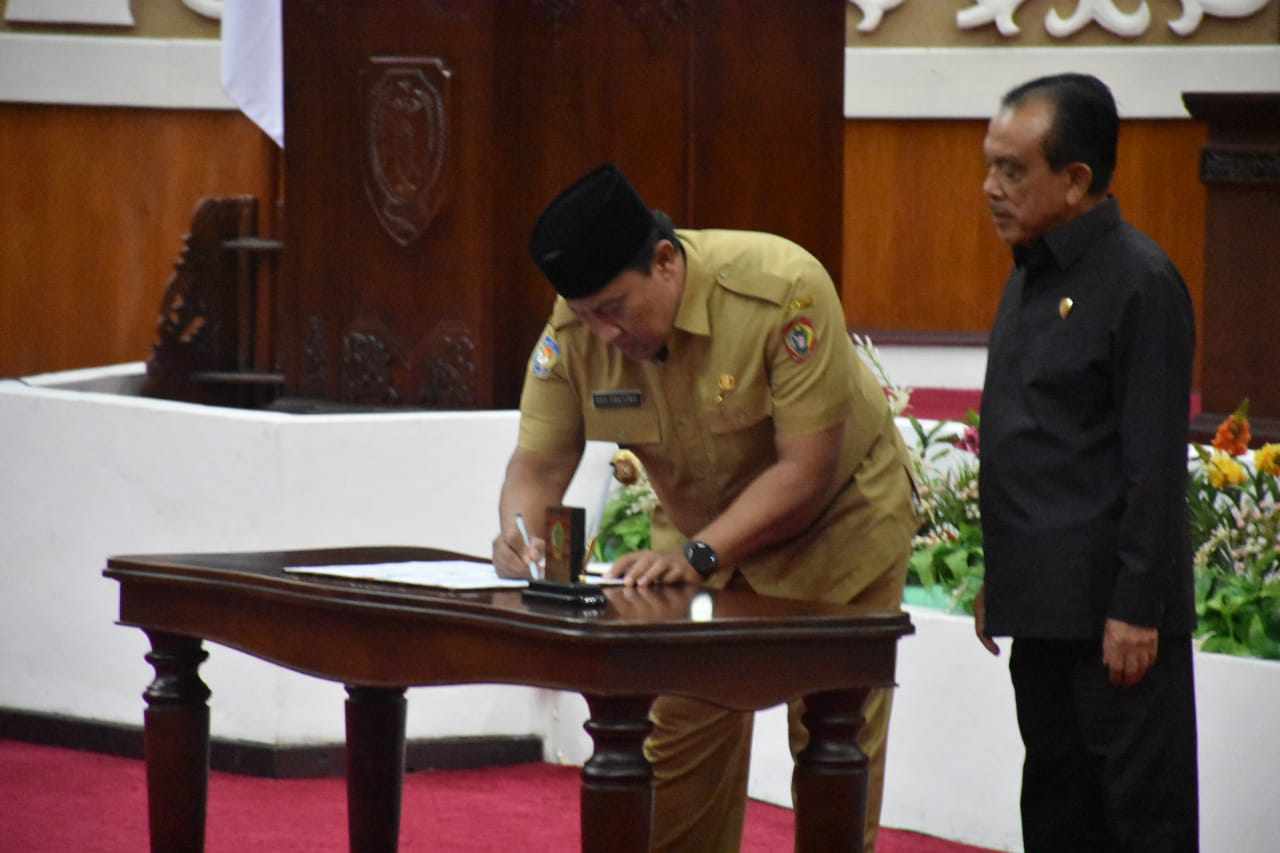 Wagub Kalteng Edy Pratowo : Rekomendasi dan Hasil Evaluasi yang Telah Diberikan Oleh DPRD Akan Menjadi Perhatian dan Acuan Guna Tingkatkan dan Memantapkan Program Pelaksanaan APBD Dimasa yang Akan Datang