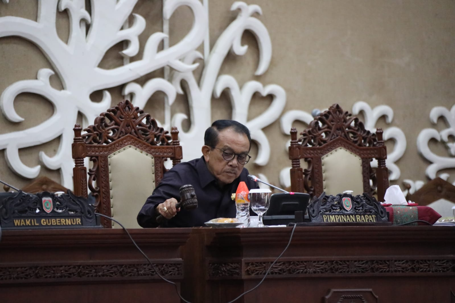 Wagub Kalteng Edy Pratowo : Rekomendasi dan Hasil Evaluasi yang Telah Diberikan Oleh DPRD Akan Menjadi Perhatian dan Acuan Guna Tingkatkan dan Memantapkan Program Pelaksanaan APBD Dimasa yang Akan Datang
