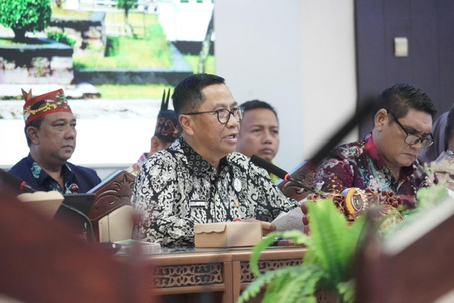 Pemprov Kalteng Bersama DPRD Prov. Kalteng Gelar Rapat Pansus Membahas Raperda Tentang RPJMD Tahun 2025–2029