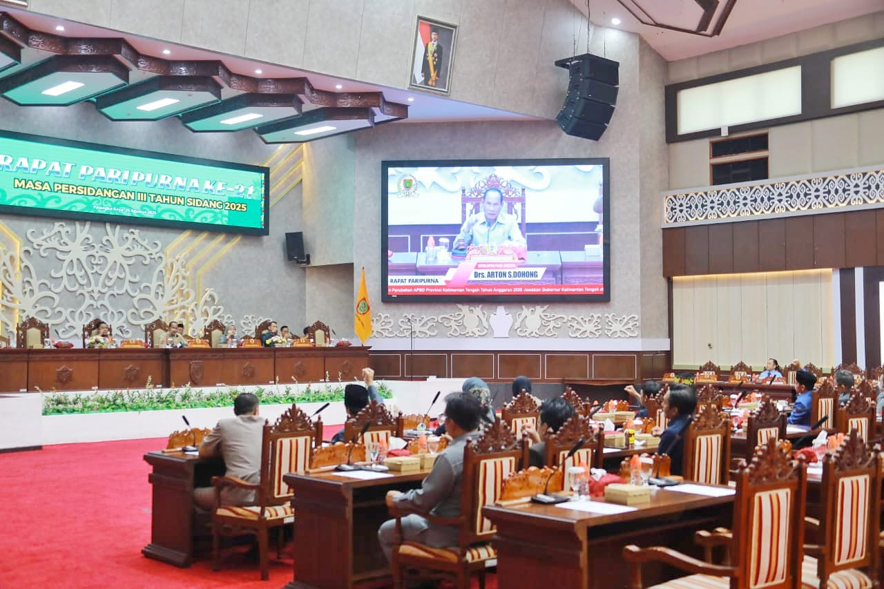Wagub Kalteng Edy Pratowo Hadiri Rapat Paripurna ke-21 Masa Persidangan III Tahun Sidang 2025