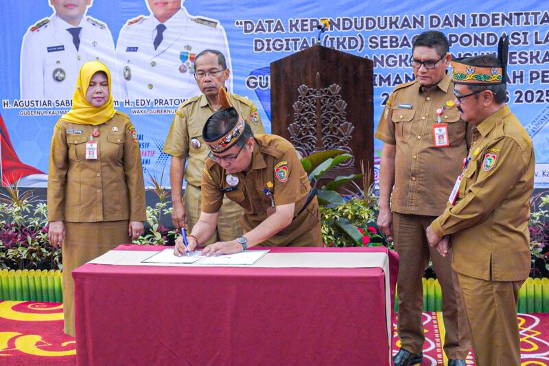 Rapat Koordinasi Administrasi Kependudukan Wilayah se-Kalteng