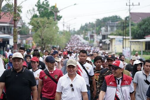 Kepala Dinas Adiah Chandra Sari Apresiasi Masyarakat Barito Timur yang Antusias Ikuti Jalan Sehat Kalteng Berkah 2024