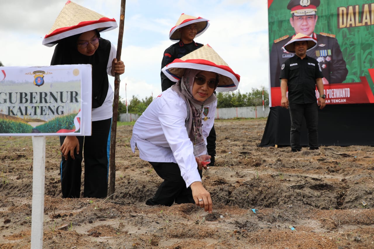 Kadis TPHP Sunarti Hadiri Launching Gugus Tugas Polri Dalam Dukung Ketahanan Pangan di SPN