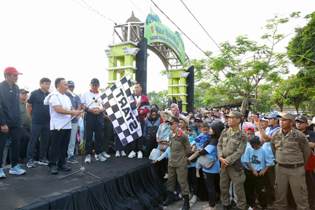 Pemprov Kalteng Gelar Jalan Sehat Kalteng Berkah