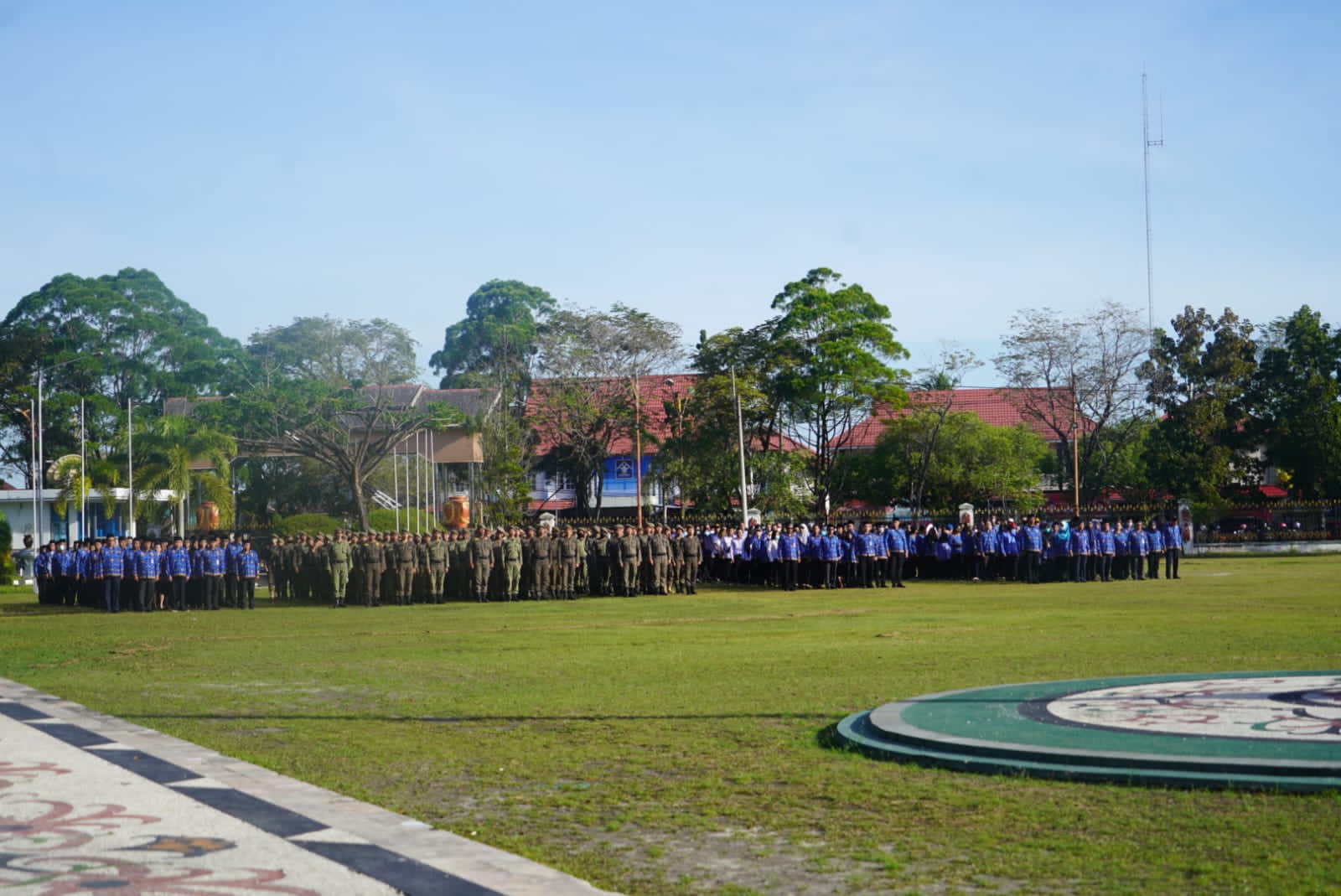 Wagub Kalteng Edy Pratowo Pimpin Upacara Peringatan Hari Otonomi Daerah ke XXVII Tahun 2023 Bertema Otonomi Daerah Maju, Indonesia Unggul
