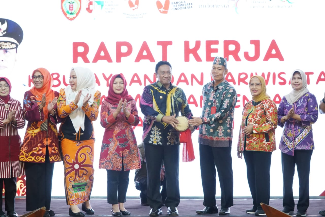 Wagub Kalteng Edy Pratowo Buka Pelaksanaan Rakerda Kebudayaan dan Pariwisata Se-Kalteng