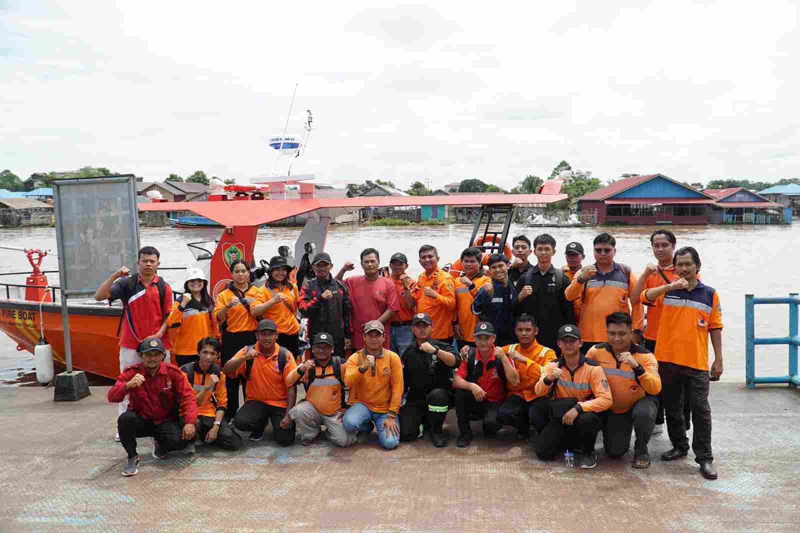 BPBD Prov. Kalteng Gelar Pelatihan Operasional Kapal Pemadam Kebakaran Untuk Tim Rescue Air