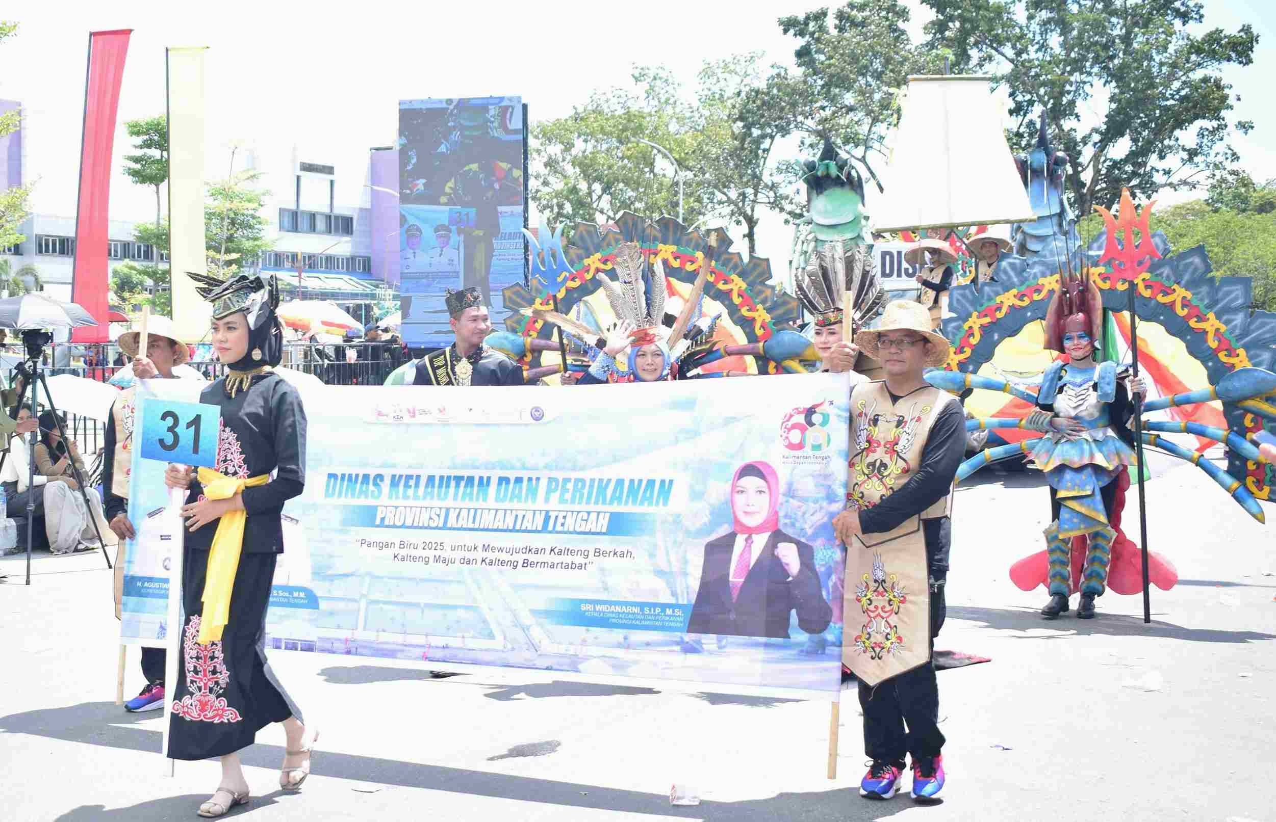 Dislutkan Prov. Kalteng Berhasil Raih Posisi Pertama Dalam Karnaval Budaya Festival Budaya Isen Mulang