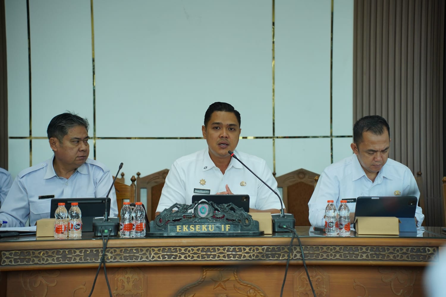 Plt. Kepala Disdik Prov. Kalteng Muhammad Reza Prabowo Memaparkan Progres Pelaksanaan Program Prioritas di Sektor Pendidikan