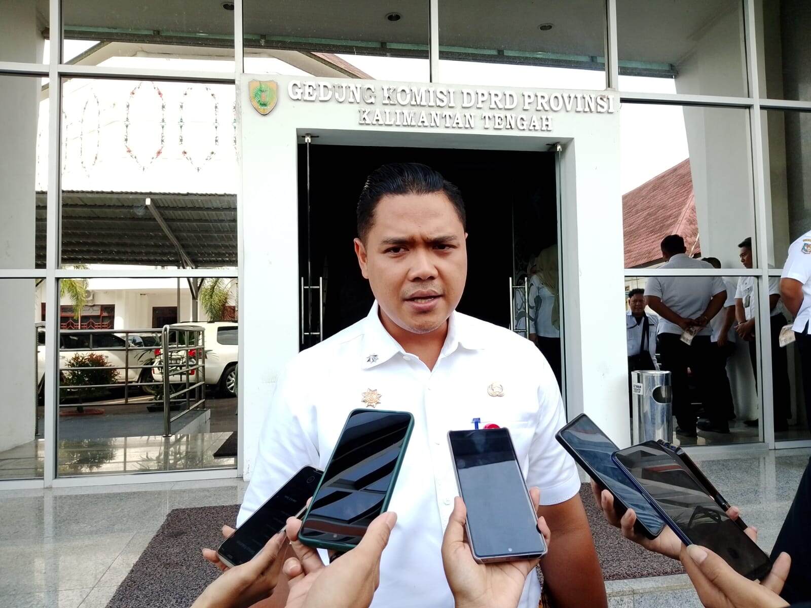 Plt. Kepala Disdik Prov. Kalteng Muhammad Reza Prabowo Memaparkan Progres Pelaksanaan Program Prioritas di Sektor Pendidikan