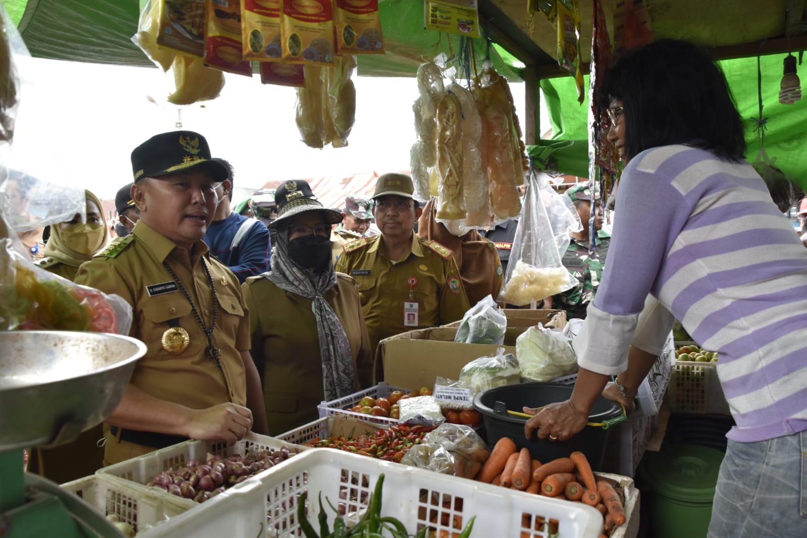 Menekan Inflasi Daerah, Gubernur Tinjau Pasar Simpang Sebabi Kecamatan Telawang Kab. Kotim
