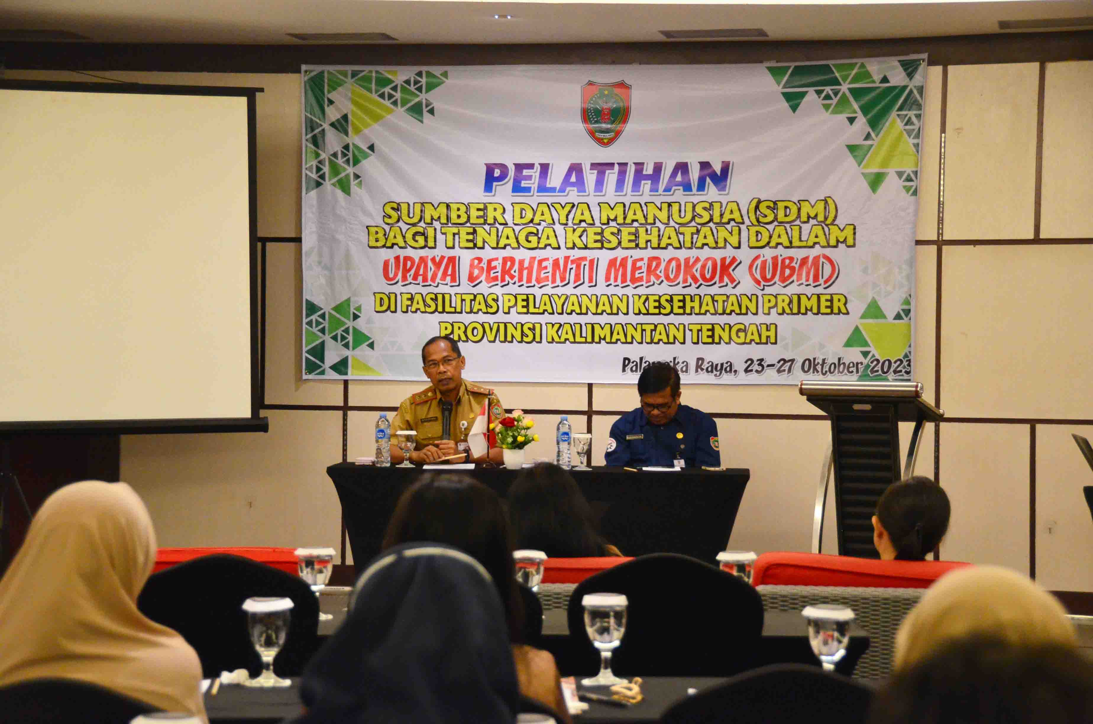 Dinkes Prov. Kalteng Gelar Pelatihan Bagi Tenaga Kesehatan