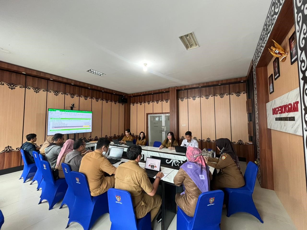 Tim Reviu Laporan Keuangan Pemerintah Daerah (LKPD) Laksanakan Paparan PA Bersama Tim Penyusunan  LKPD dari BKAD Prov. Kalteng