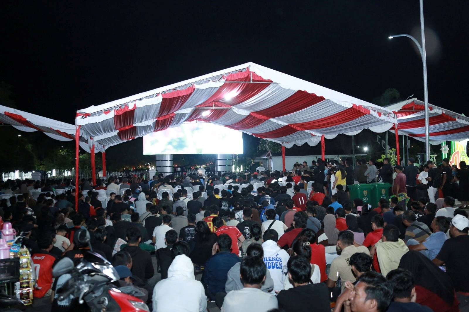 Kadis PMD Prov. Kalteng Aryawan Hadir Berikan Dukungannya Kepada Timnas Indonesia Acara Nobar Kualifikasi Piala Dunia 2026 Ronde 3
