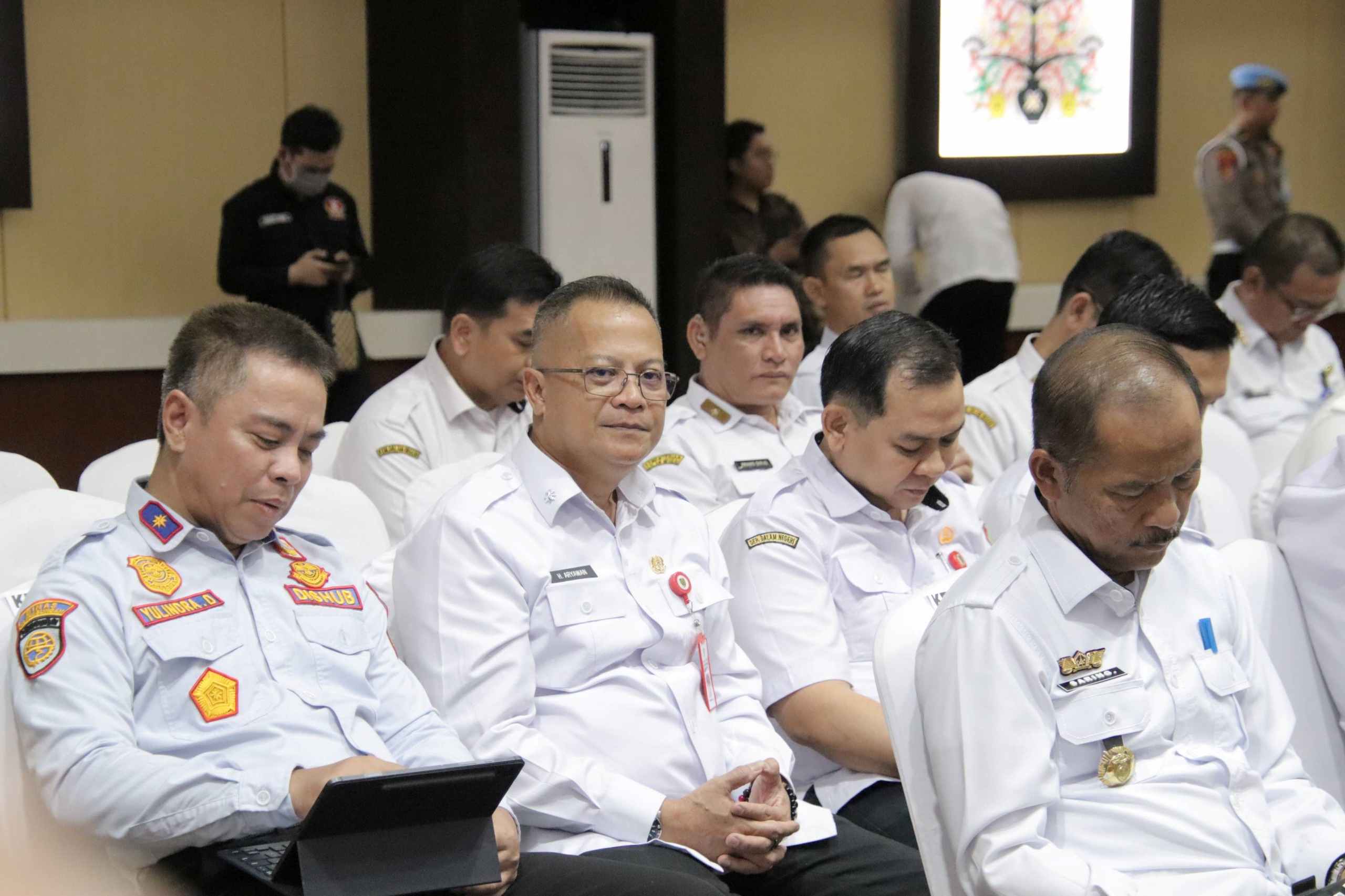 Kadis PMD Prov. Kalteng Aryawan Hadiri Rakor Pemerintah Daerah dan Forkopimda Dalam Rangka Jelang Hari Raya Idulfitri 1446 H/ 2025 M