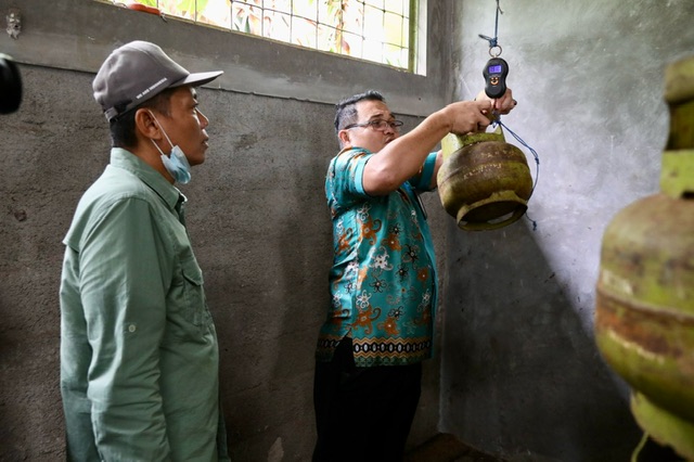 Sahli Yuas Elko Pimpin Pemantauan Harga Pangan Menjelang Hari Raya Idul Fitri 1446 H/ 2025 M