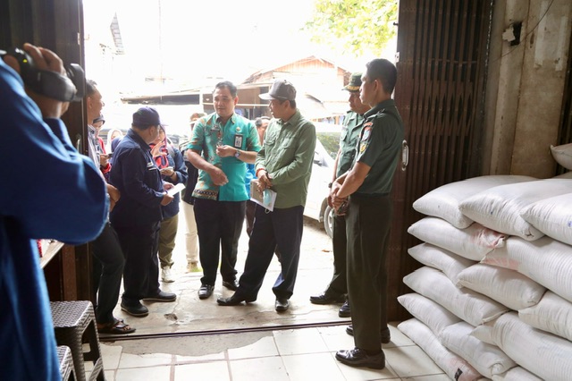 Sahli Yuas Elko Pimpin Pemantauan Harga Pangan Menjelang Hari Raya Idul Fitri 1446 H/ 2025 M