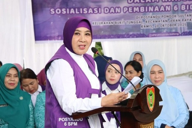 Ketua Umum TP PKK Tri Tito Karnavian Kunjungan Kerja ke Posyandu Sultan