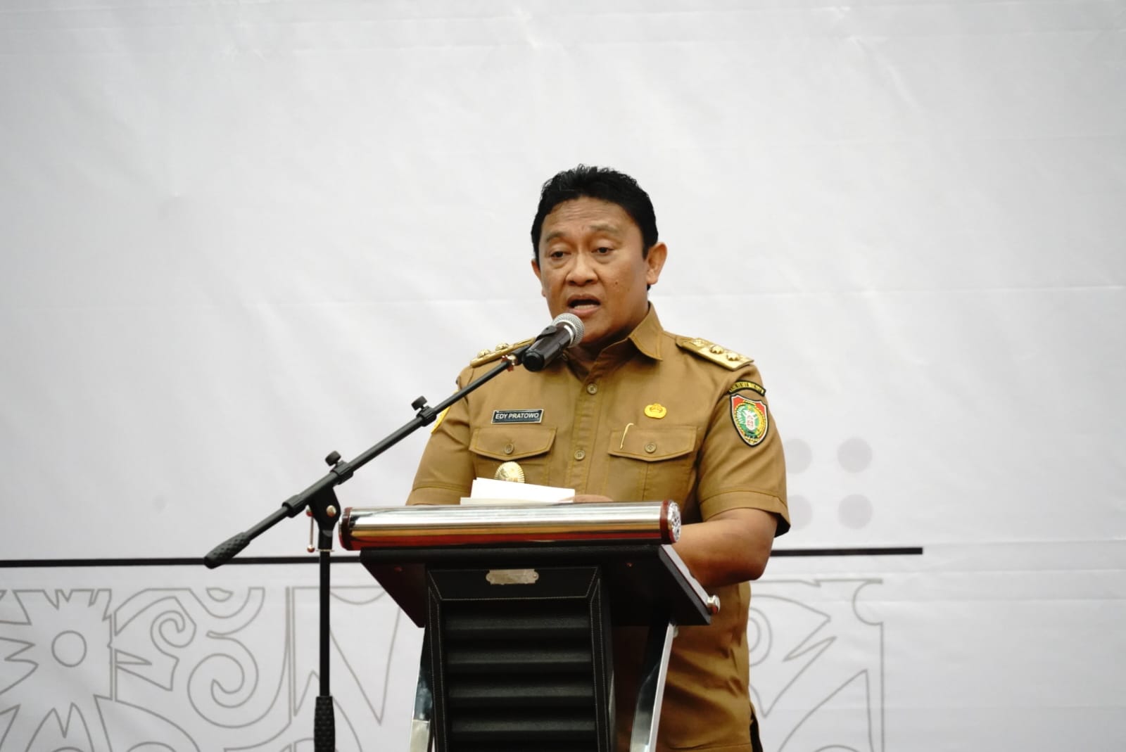 Wagub Kalteng Edy Pratowo Hadiri Penandatanganan Naskah Kesepakatan Bersama Pengampuan Layanan Prioritas