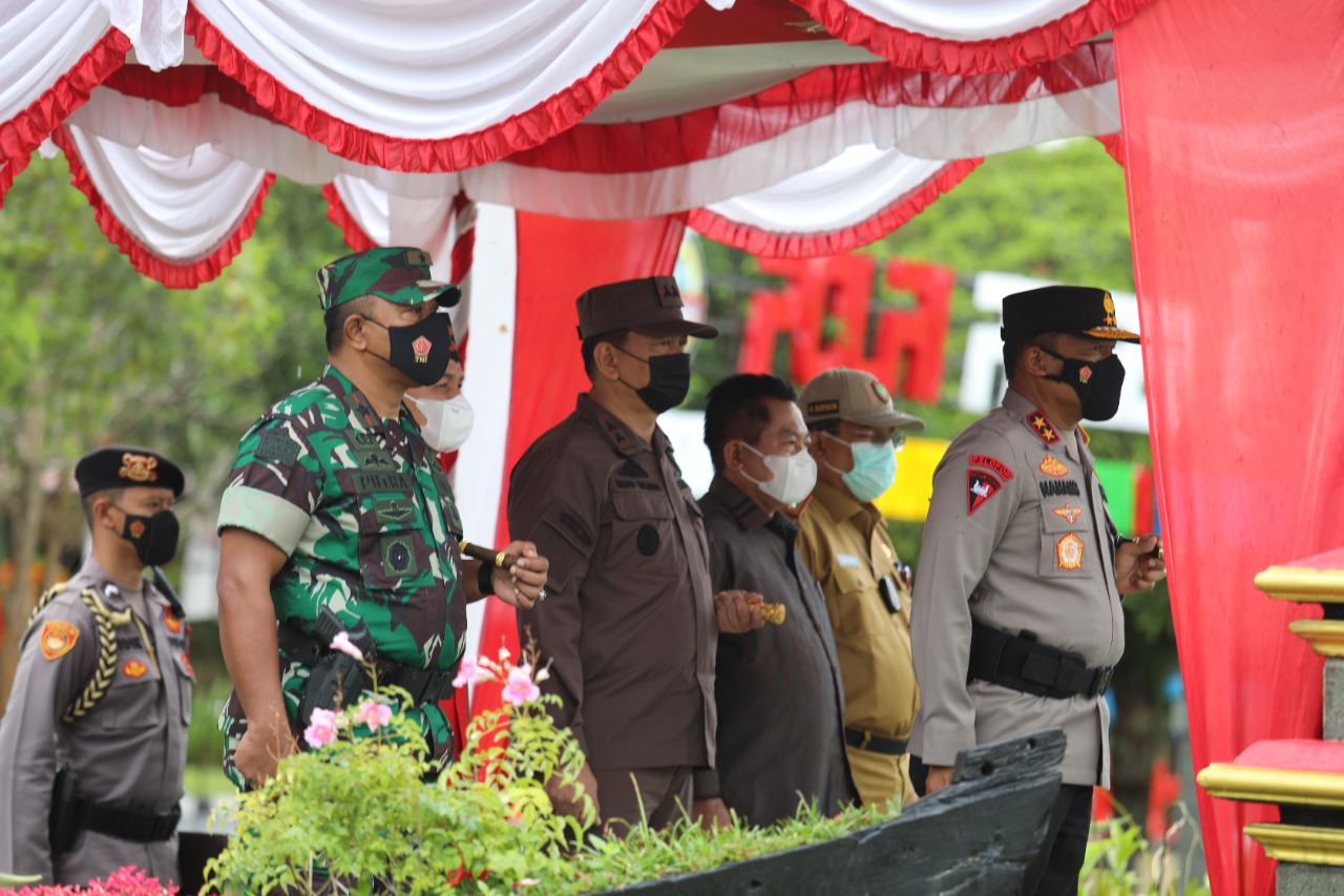 Pj. Sekda Prov. Kalteng H. Nuryakin Ikuti Apel Gelar Pasukan Operasi Kepolisian Terpusat Lilin Telabang Tahun 2021