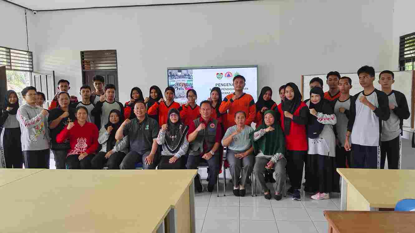 BPBD Prov. Kalteng Gelar Terus Bersinergi Memperkenalkan SPAB Untuk Dua Sekolah