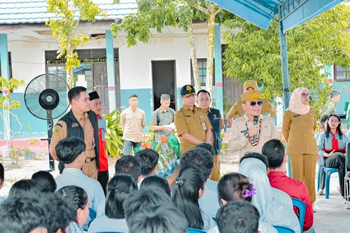 Gubernur Kalteng Agustiar Sabran Lakukan Kunker ke SMAN 2 Kahayan Tengah dan SMAN 2 Banama Tingang Dengan Bawa Terobosan Baru