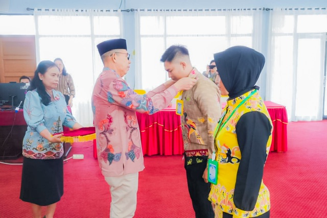 Pelatihan K3 Perkantoran Bagi ASN Angkatan I dan II di Lingkungan Pemprov Kalteng Resmi Ditutup