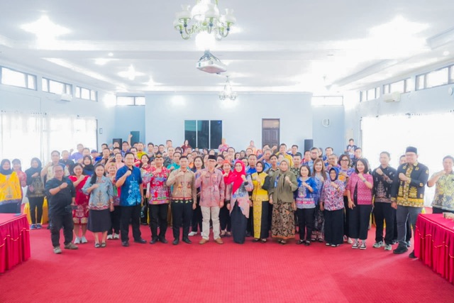 Pelatihan K3 Perkantoran Bagi ASN Angkatan I dan II di Lingkungan Pemprov Kalteng Resmi Ditutup