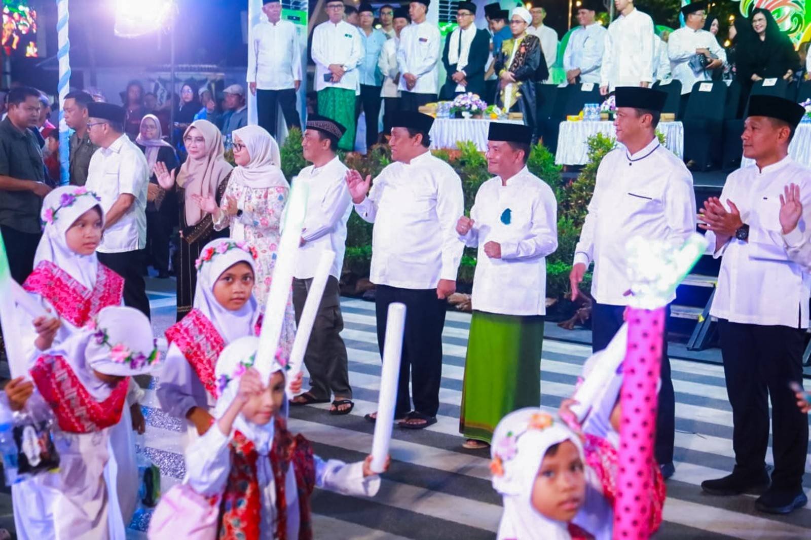 Gubernur Kalteng Agustiar Sabran dan Wagub Edy Pratowo Melepas Pawai Muharram 1447 H