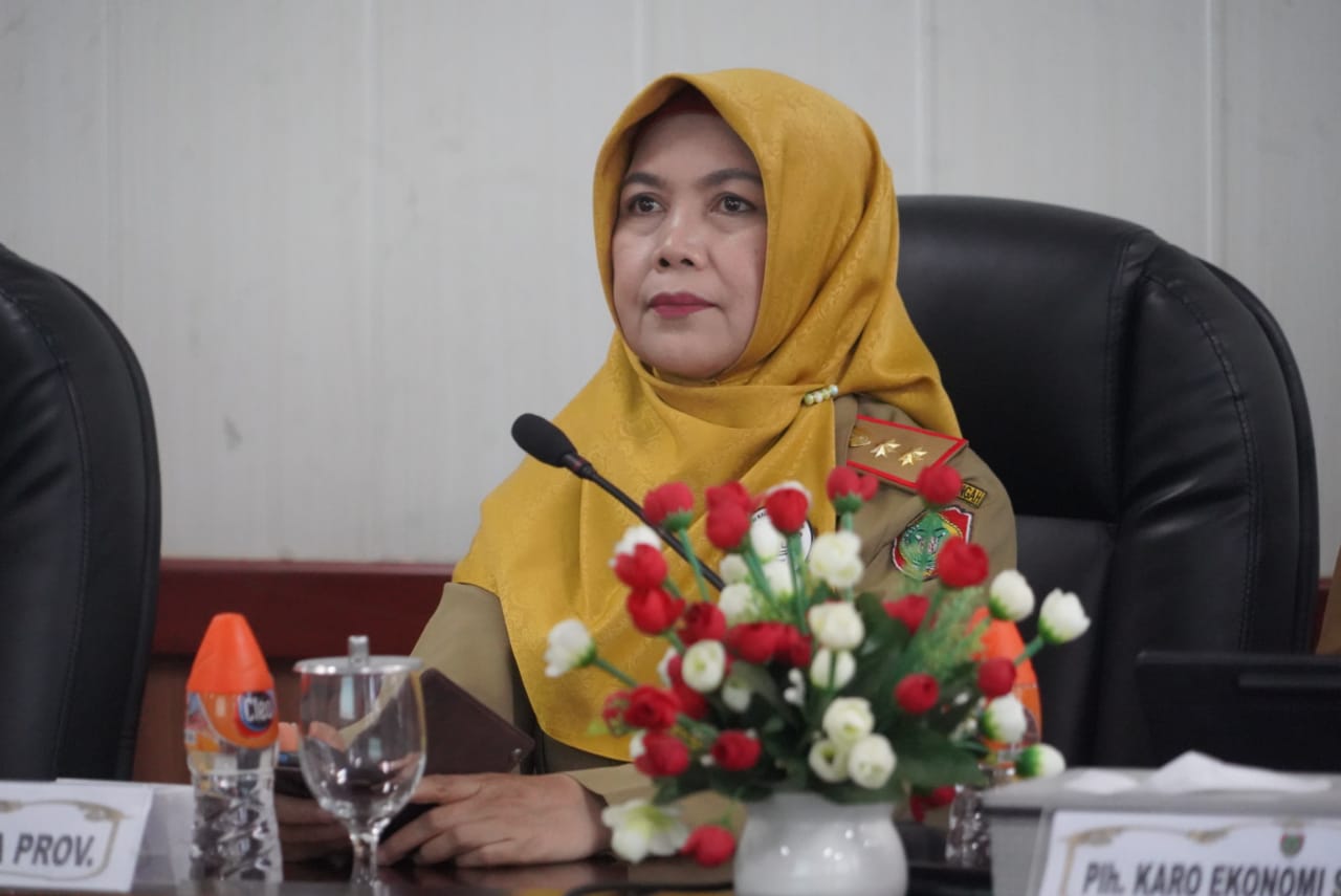 Asisten Ekbang Sri Widanarni Hadiri Rakor Pengendalian Inflasi Daerah Secara Virtual