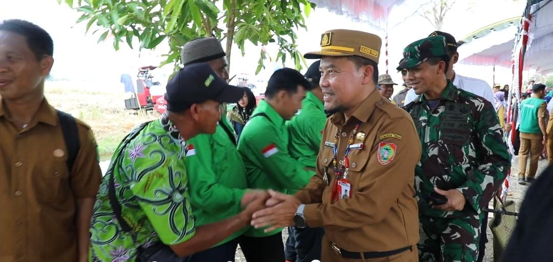 Kadis TPHP Prov Kalteng Laksanakan Pengawalan ke Lokasi Panen Raya Padi Lokal