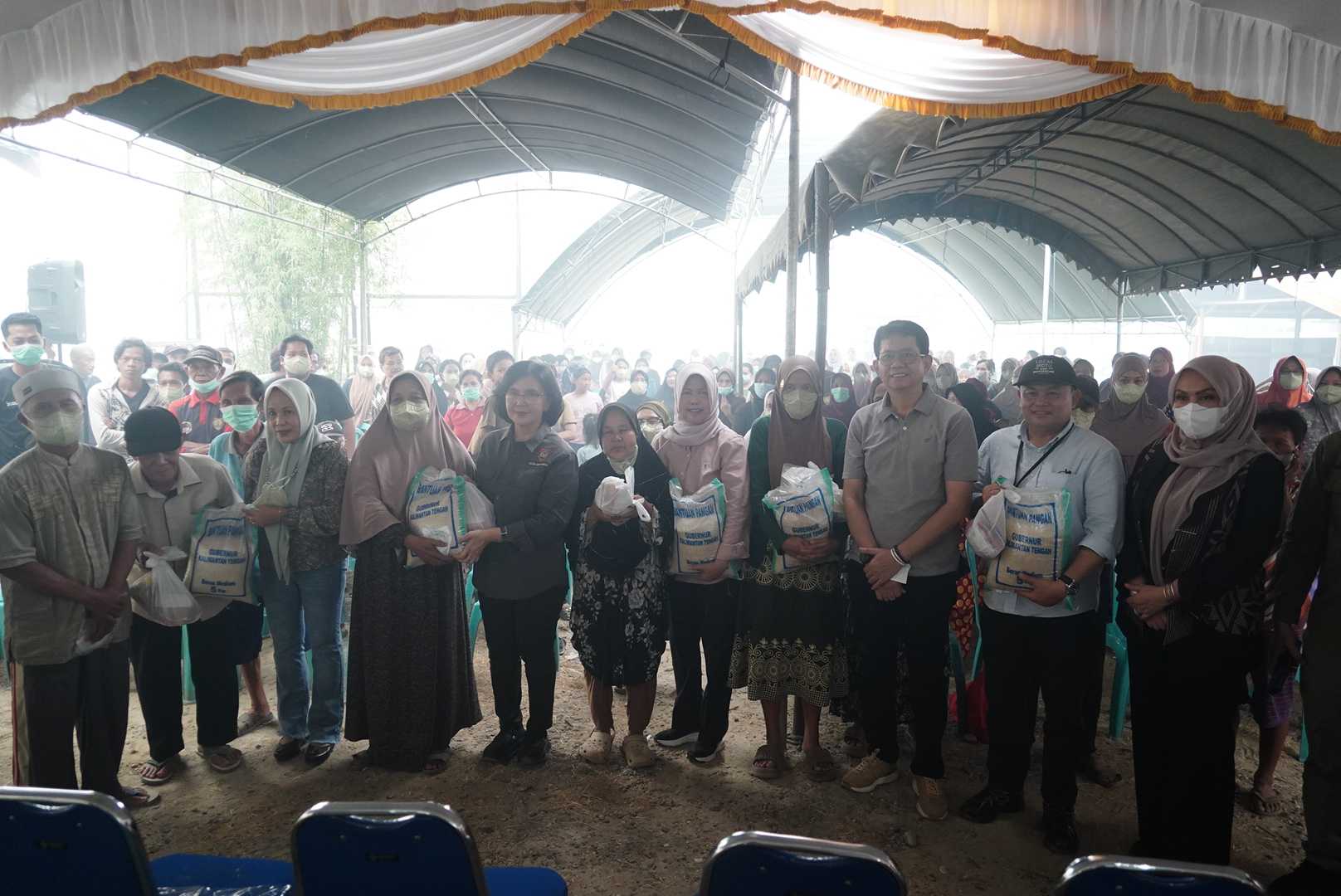Pemprov Kalteng Salurkan Bantuan bagi Masyarakat Terdampak Karhutla dan Kabut Asap di Pulang Pisau