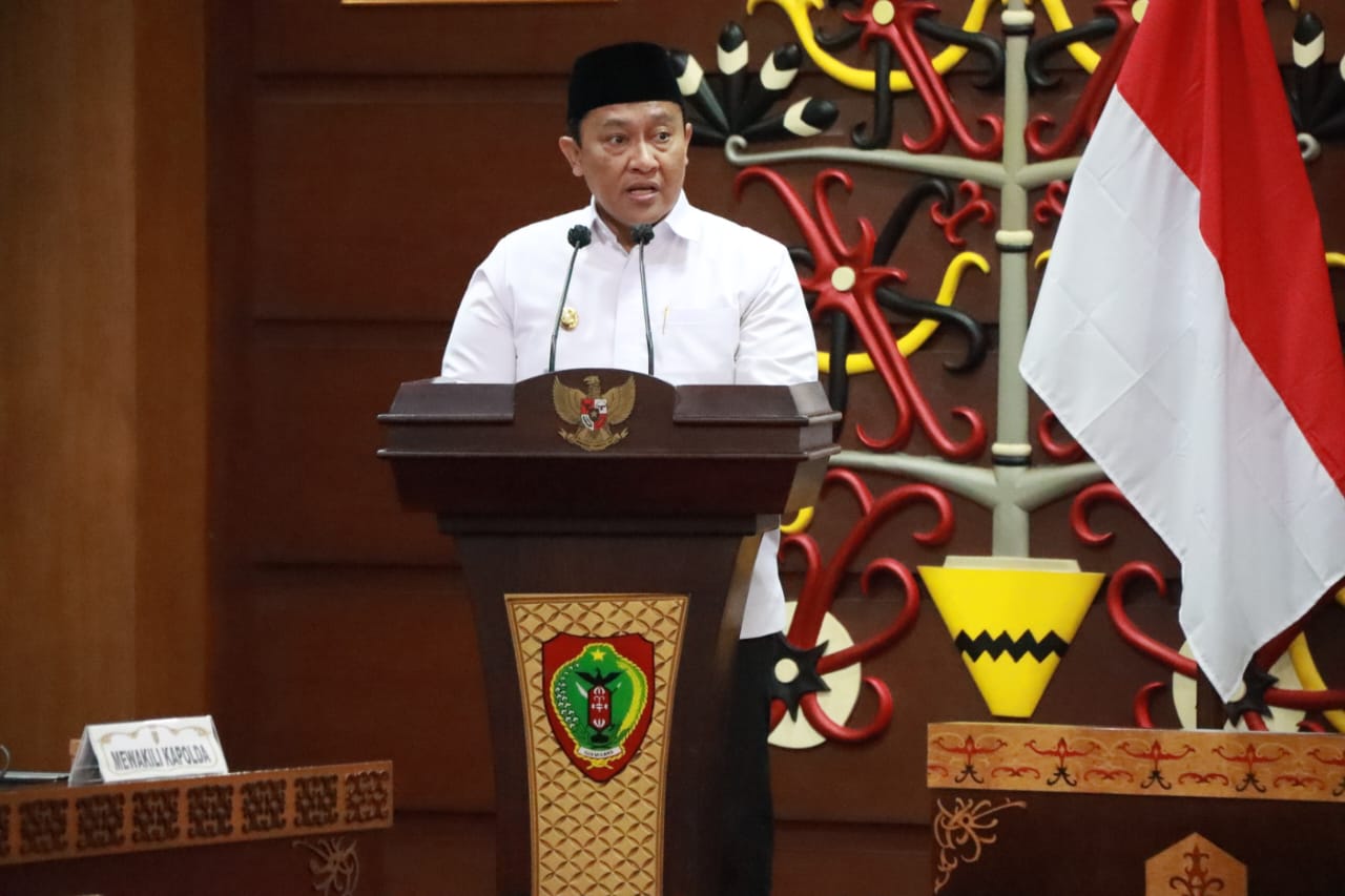 Wagub Kalteng Edy Pratowo Buka Penyerahan FKUB Award sekaligus Launching Buku Potret Moderasi Beragama di Tengah Pluralisme