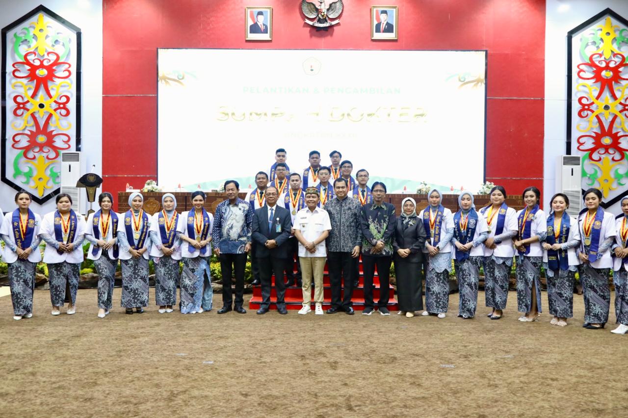 Gubernur Kalteng Agustiar Sabran Bersama Rektor UPR Salampak Lakukan Penandatanganan PKS Hibah Dana Pemprov Kalteng