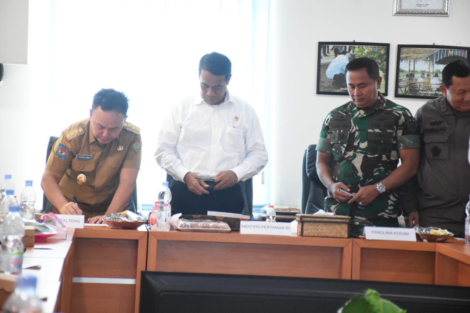 Gubernur Kalteng dan Mentan Gelar Rakor Optimalisasi Lahan Food Estate
